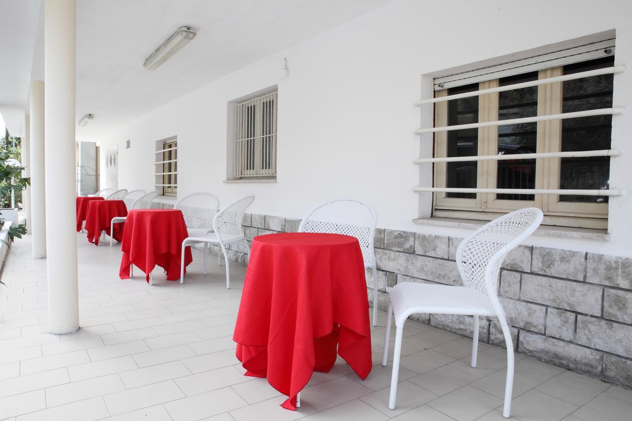 Hotel Lagomaggio Rimini Exteriér fotografie