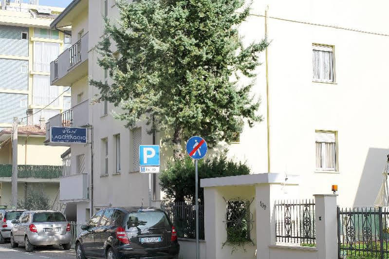 Hotel Lagomaggio Rimini Exteriér fotografie